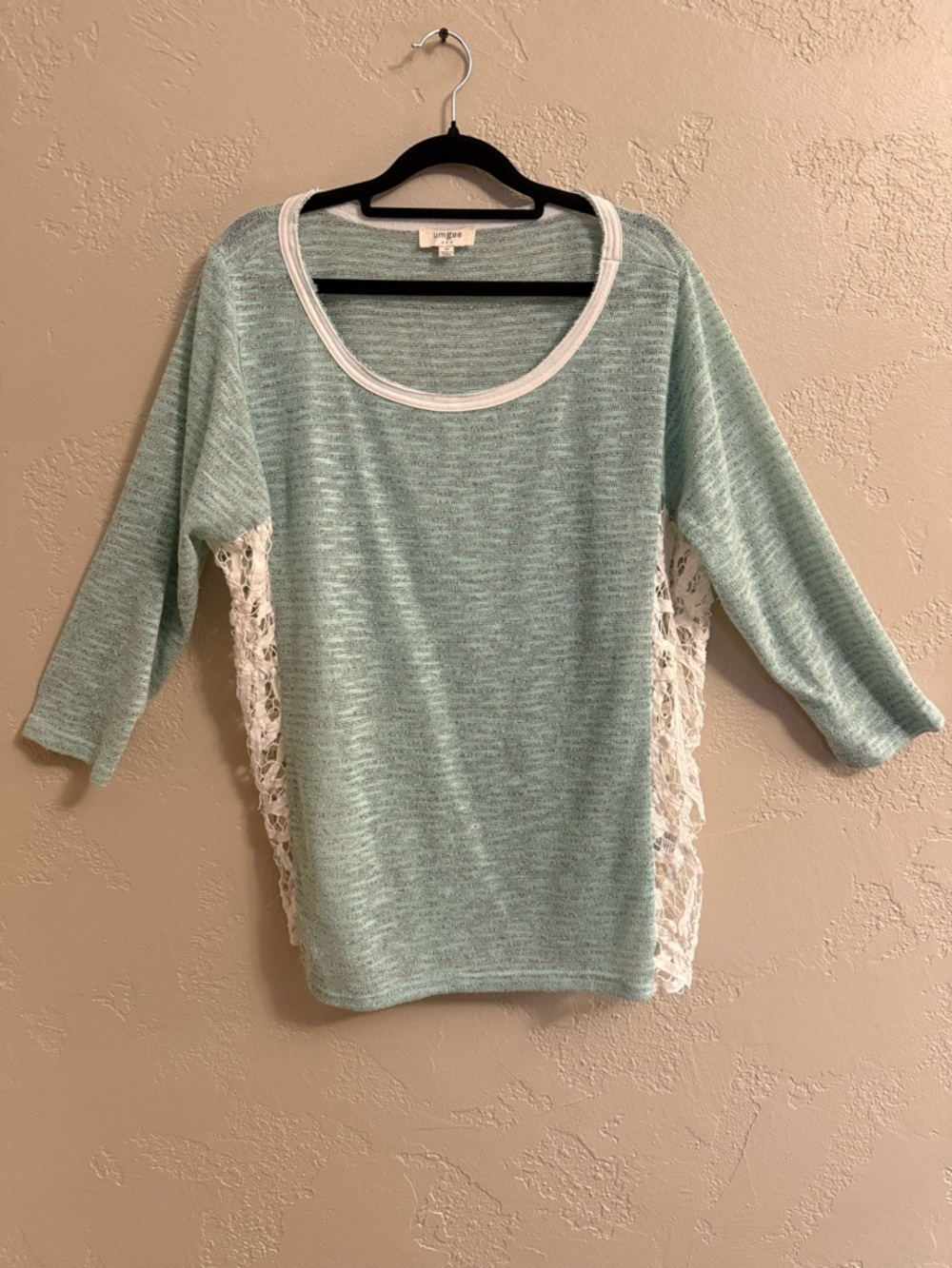 Umgee Mint Green Knit Top with White Crochet Side Panels. Cotton Blend Flowy M